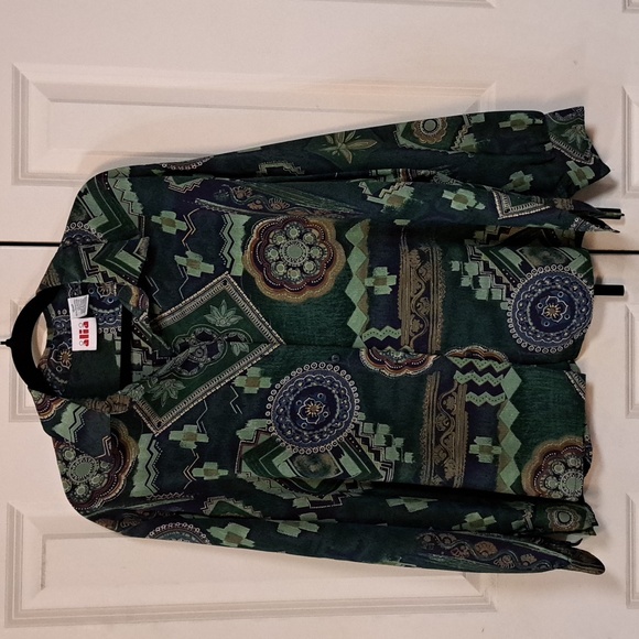 Vintage Green Patterned Button-Up Shirt - Picture 1 of 4